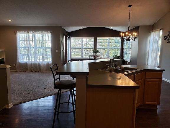 4th image of 3814 Rain Tree Ave #13