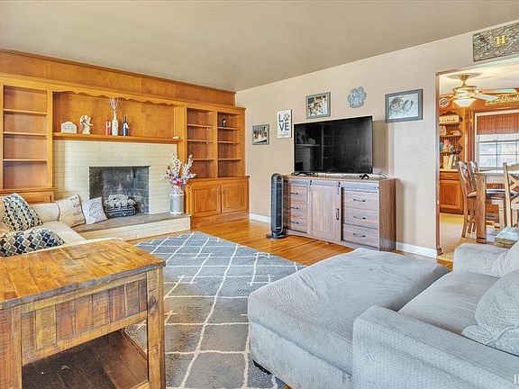 5th image of 2607 Meadow Lark Ln