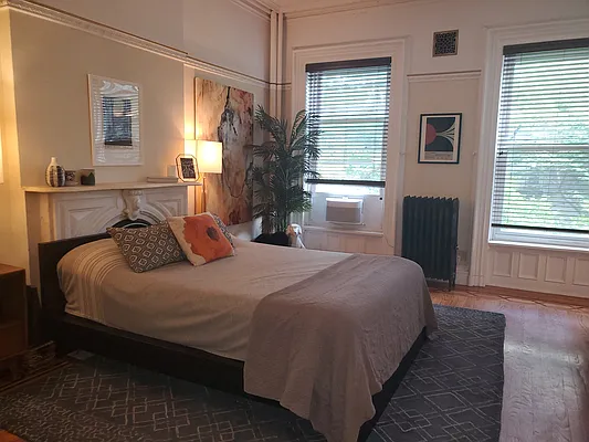 Rented by BLS Realty | media 31