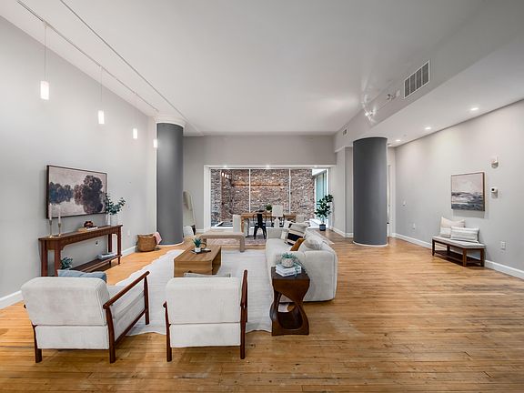 5th image of 106 N High St APT 302