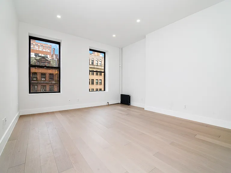 237 W 72nd St #5 — Photo 4