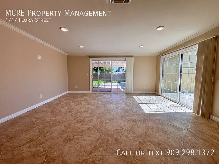 4747 Flora St — Photo 7