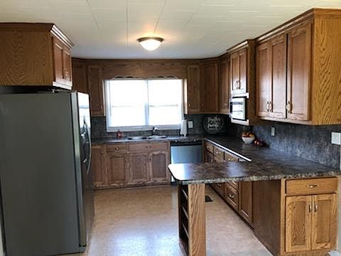 4th image of 102 Allan Dr