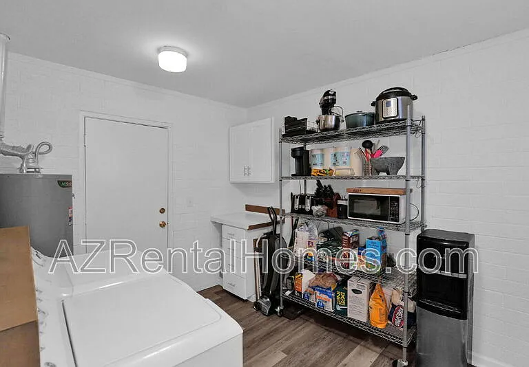1745 W Capri Ave — Photo 23