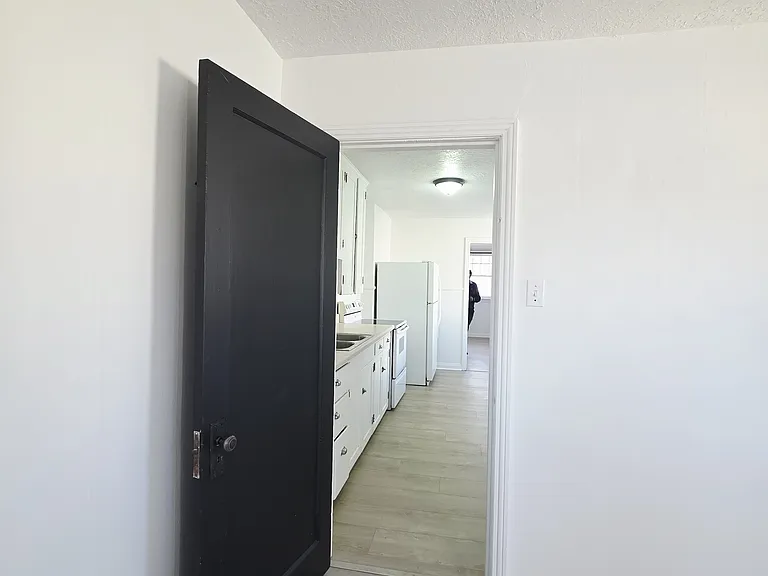 438 E Garfield Ave #440 — Photo 31