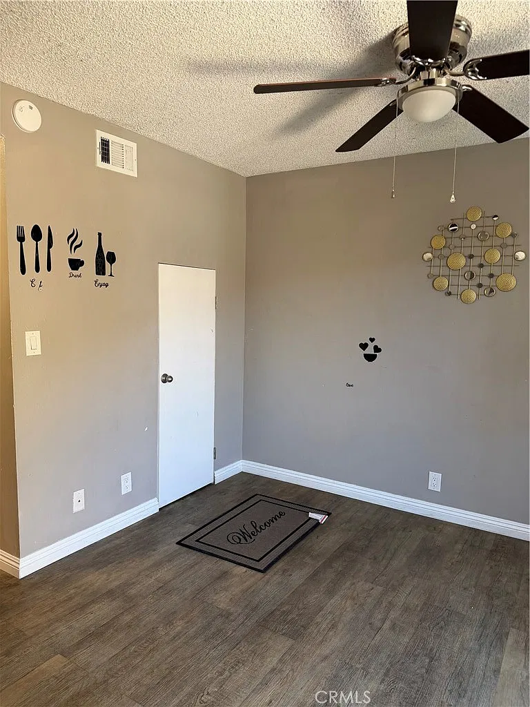 2 bed, 1080 sqft, $1,950 — Photo 2