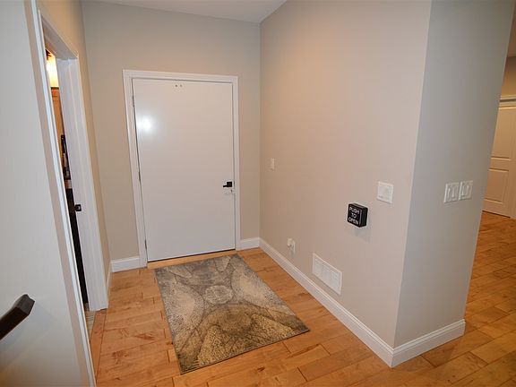 4th image of 12060 Bentley Dr