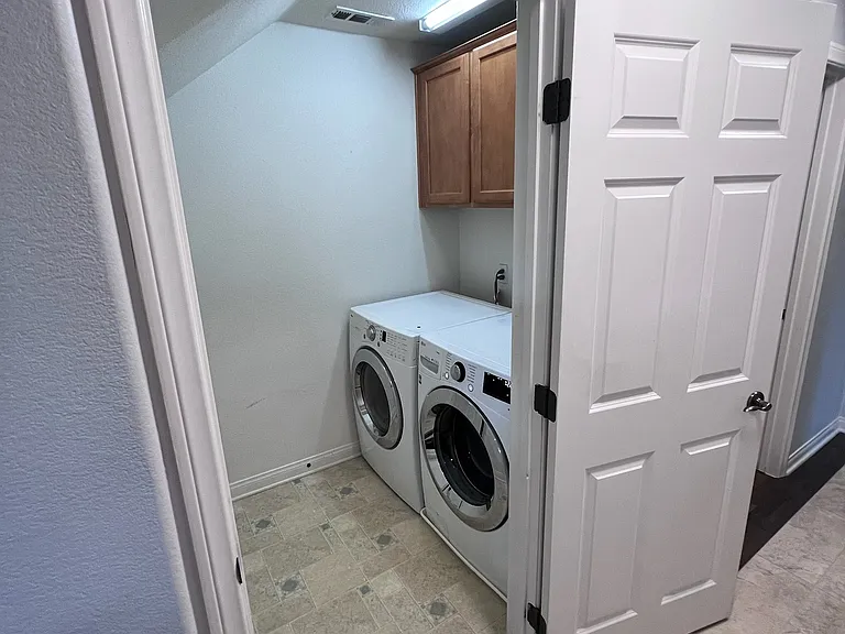 1346 Sky Ridge Ct — Photo 11