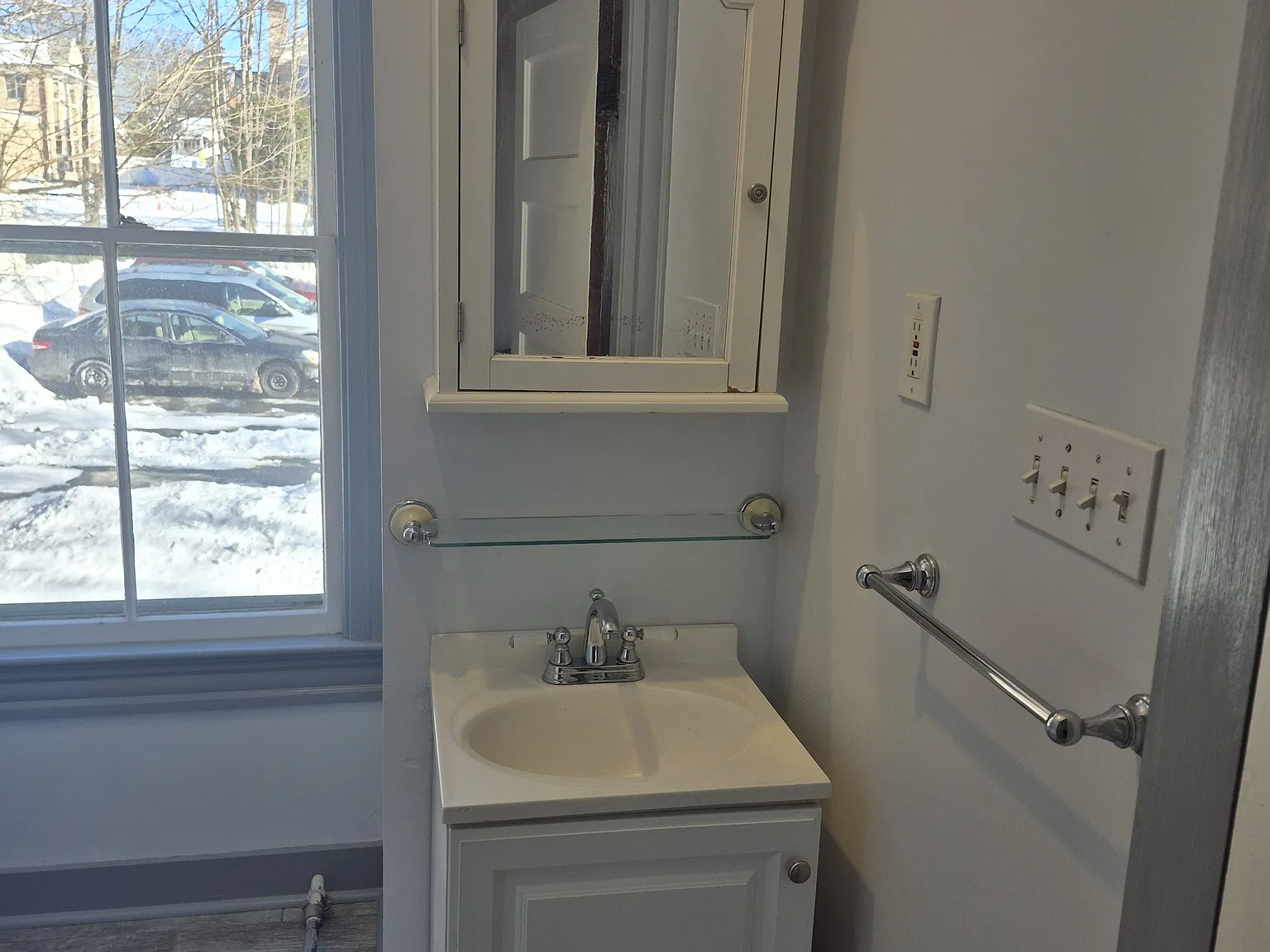 65 Mathewson Street — Photo 3
