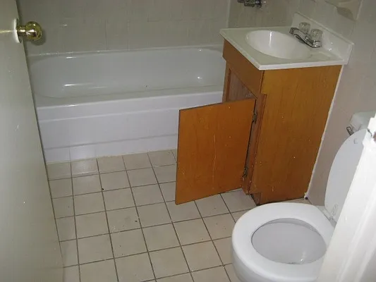 Rented by PMG Real Estate  | media 17