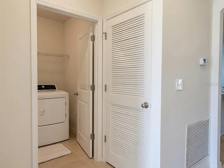 3499 N Vonnegut Point — Photo 16