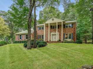 205 Spring Ridge Dr, Berkeley Heights, NJ 07922