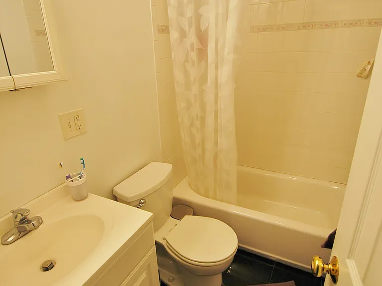 56 Westland Ave #9 — Photo 13