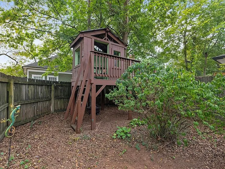 120 Park Pl — Photo 33