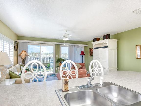 3rd image of 862 Scallop Ct Unit 101