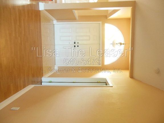 3rd image of 105 SE 23rd Ave