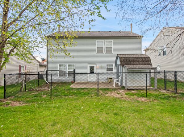 350 Springfield Cir, Greenwood, IN 46143