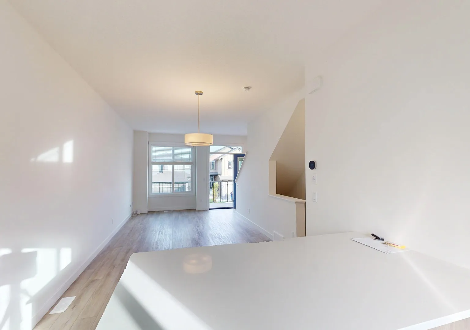 338 Seton Villas Se — Photo 4