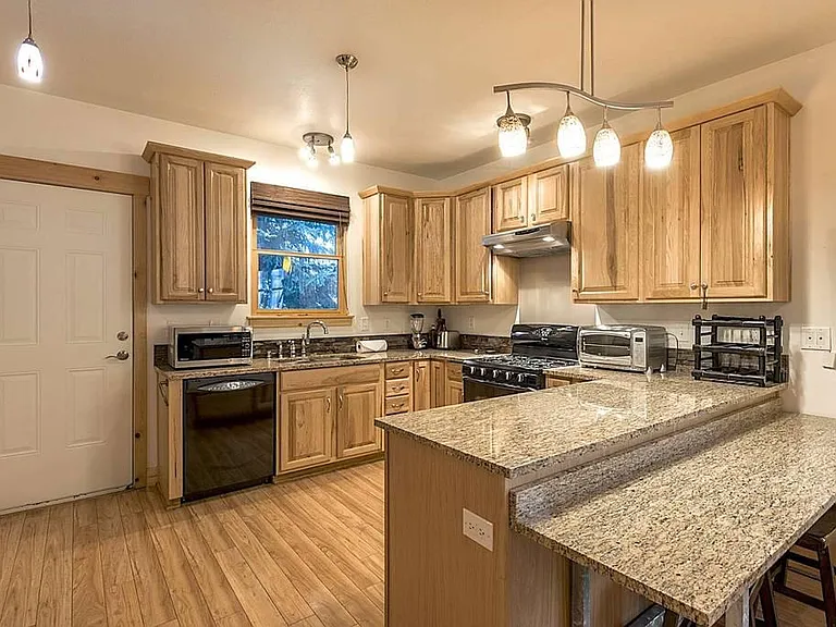 2036 Prospector Ave — Photo 14