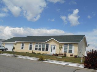 322 Gannett Dr, Evanston, WY 82930