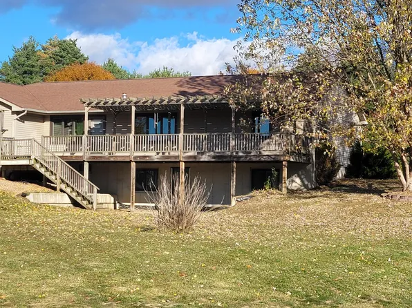 1065 S Brye Rd, Ludington, MI 49431