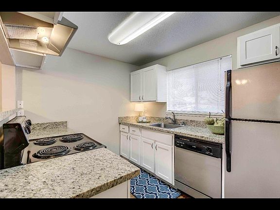 3rd image of 1301 NW Mirage Ln APT F103