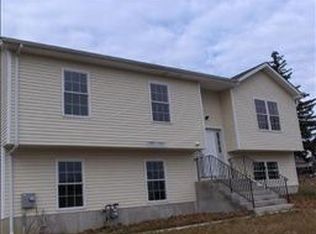 5 Paquin Ln, Spring Valley, NY 10977