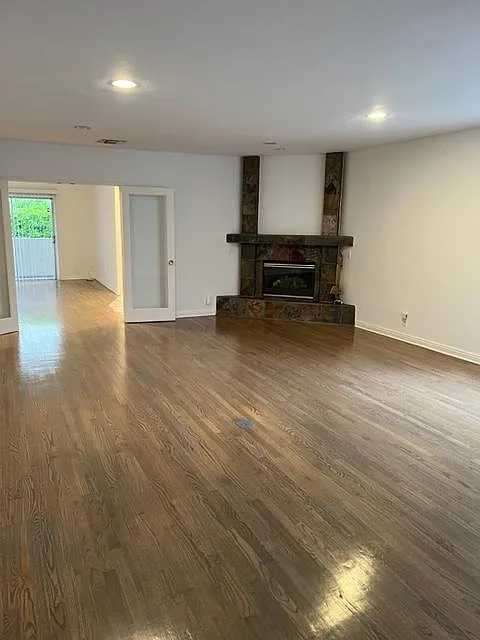 2 bed, 1500 sqft, $4,150 — Photo 2