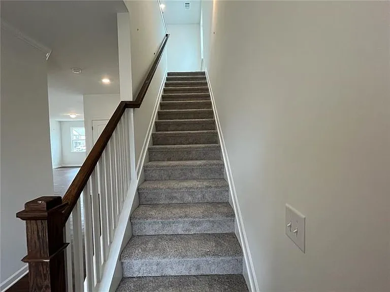 140 Windover Way — Photo 10