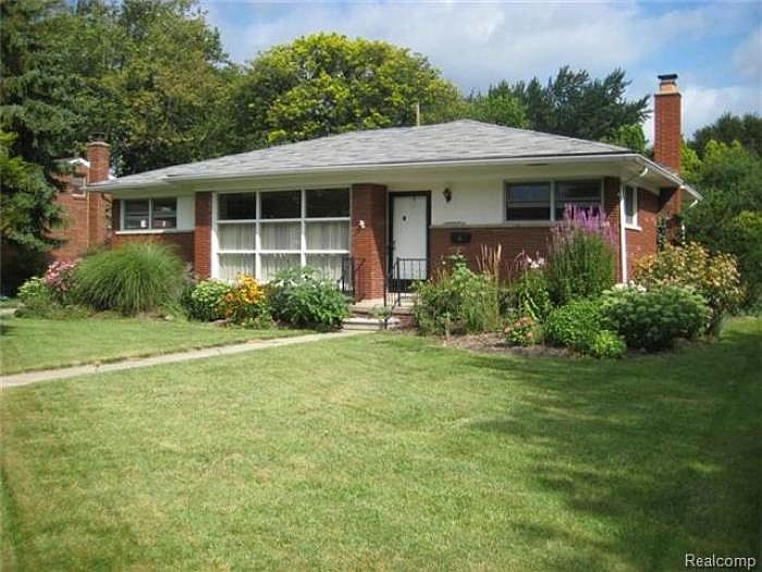 1st image of 16968 Madoline St