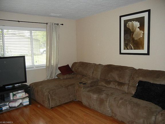 3rd image of 11880 Harbour Light Dr #1880
