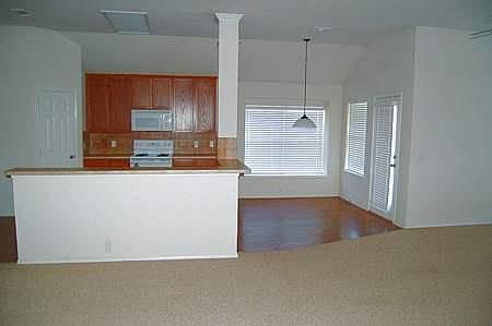 3rd image of 3618 English Oak Dr