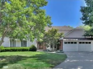 10813 Horton St, Overland Park, KS 66211