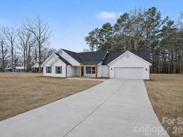 202 Jenkins St, Locust, NC 28097