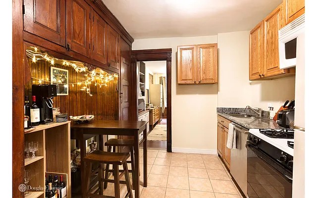 Sold by Douglas Elliman | media 5