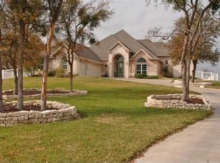 1402 Lady Amber Ln, Granbury, TX 76049