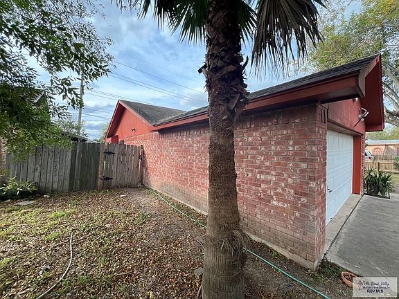 2nd image of 1457 Ramirez Ln