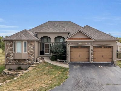 1711 N State Route 7, Independence, MO, 64056