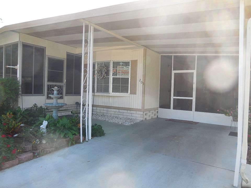 1st image of 3150 NE 36th Ave Lot 205