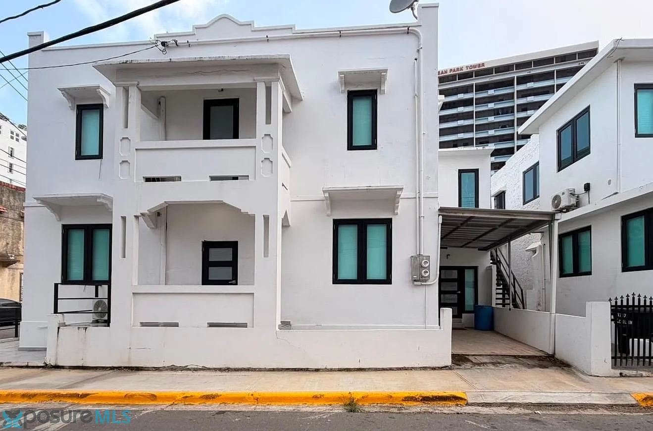 1 bed, 1.0 bath, 352 sqft, $1,200 — Photo 1