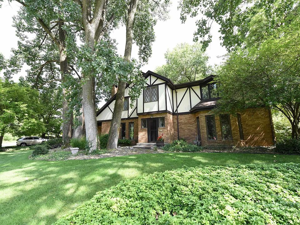 1st image of 1306 Clayton Dr
