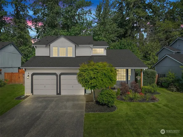 13513 20th Avenue Ct E, Tacoma, WA 98445