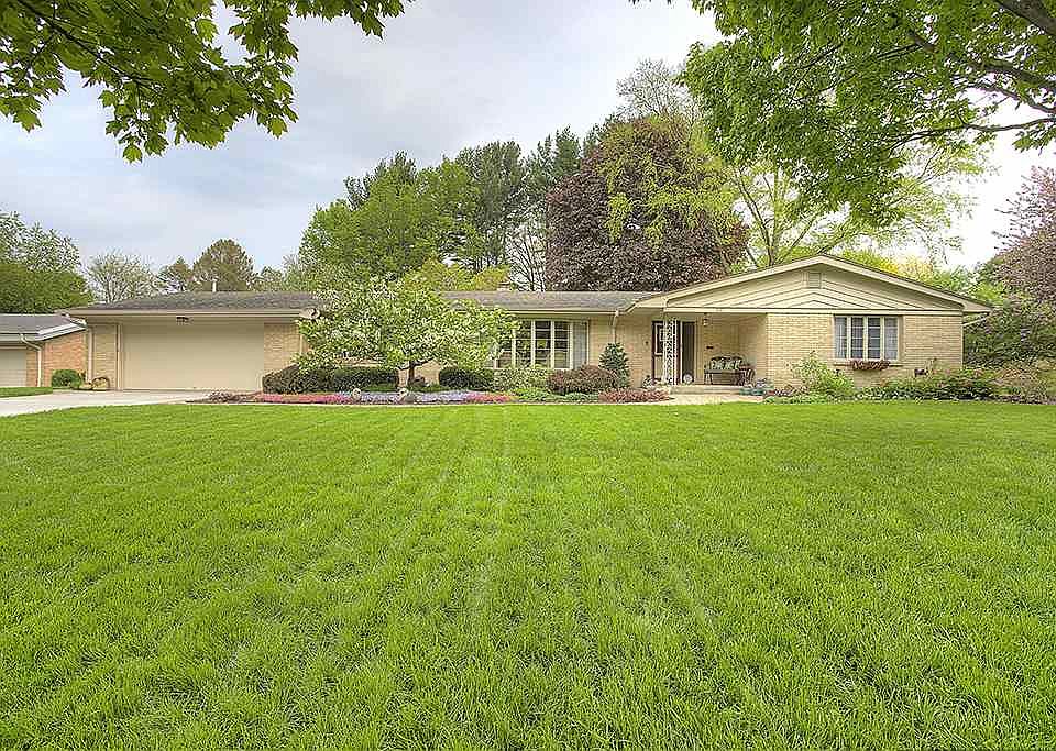 1st image of 2005 Greenfield Ln