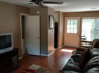 2014 Montreat Pkwy APT D, Vestavia Hills, AL 35216