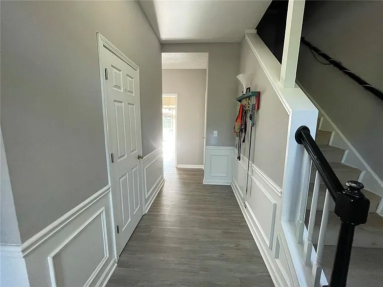 2120 Grand Jct — Photo 5