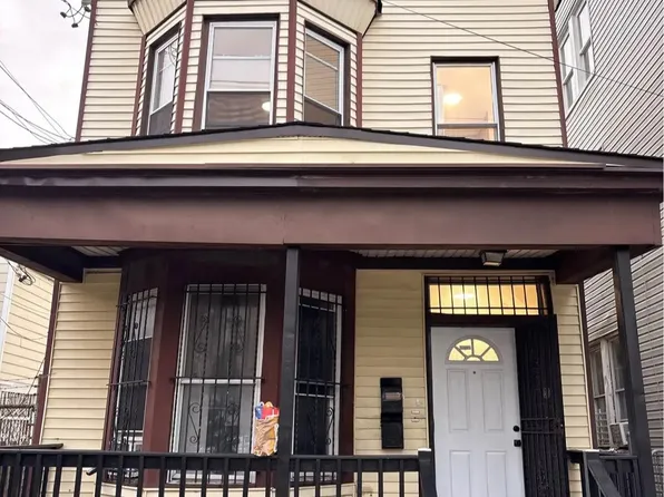 352 Bergen St, Newark, NJ