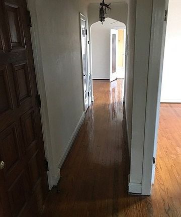 4th image of 2920 W Summerdale Ave APT 2E