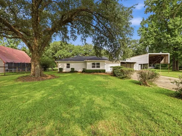 400 Nevils St, Bridge City, TX 77611