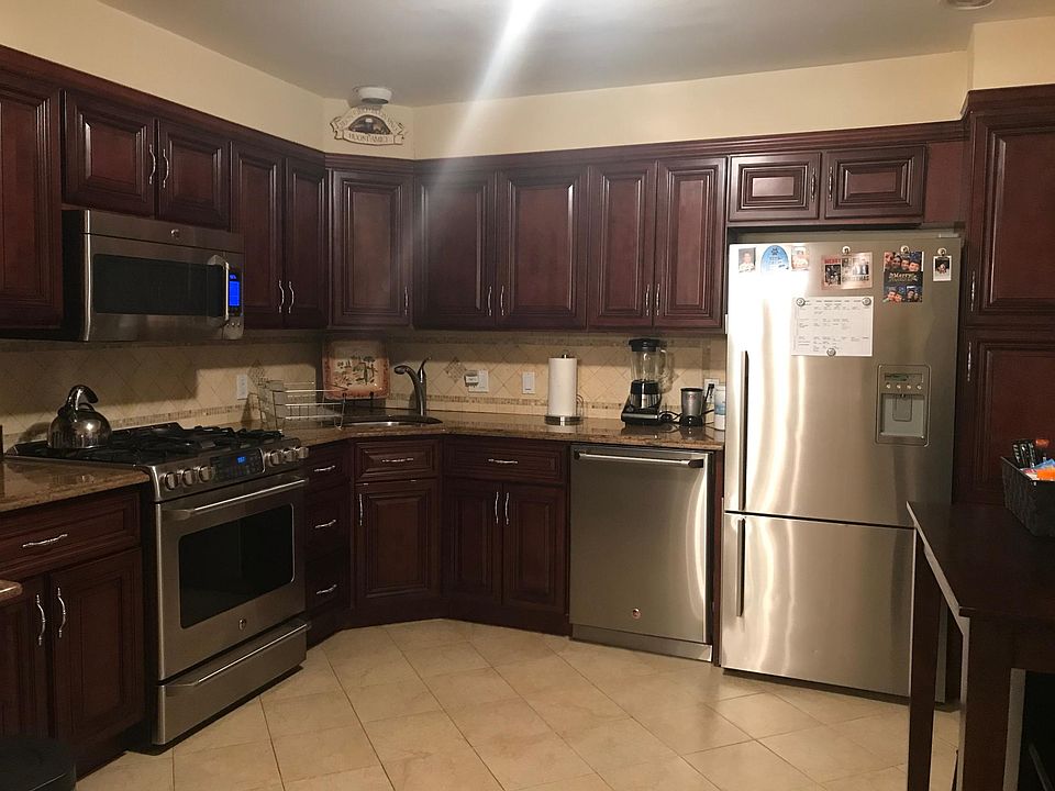 1st image of 621 Lorraine St #1
