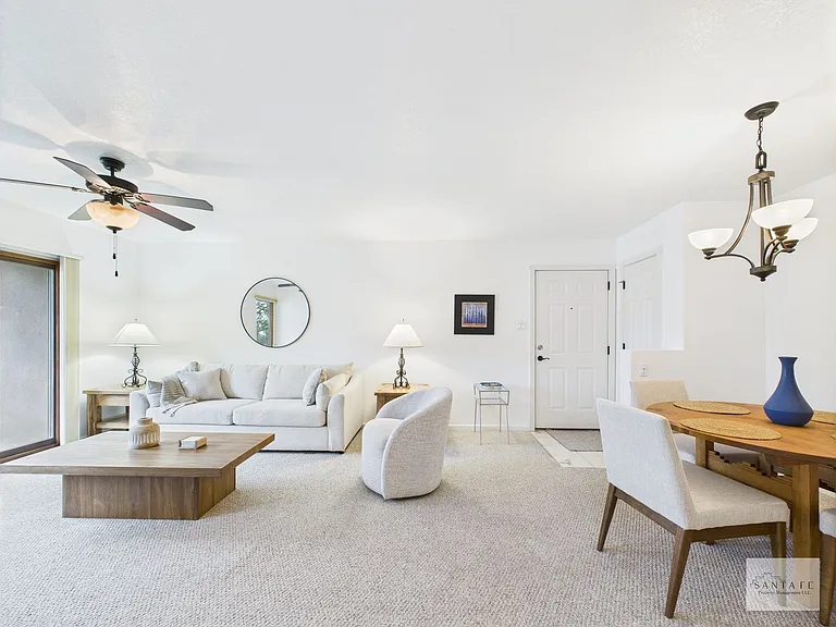 601 W San Mateo Rd #40 — Photo 8